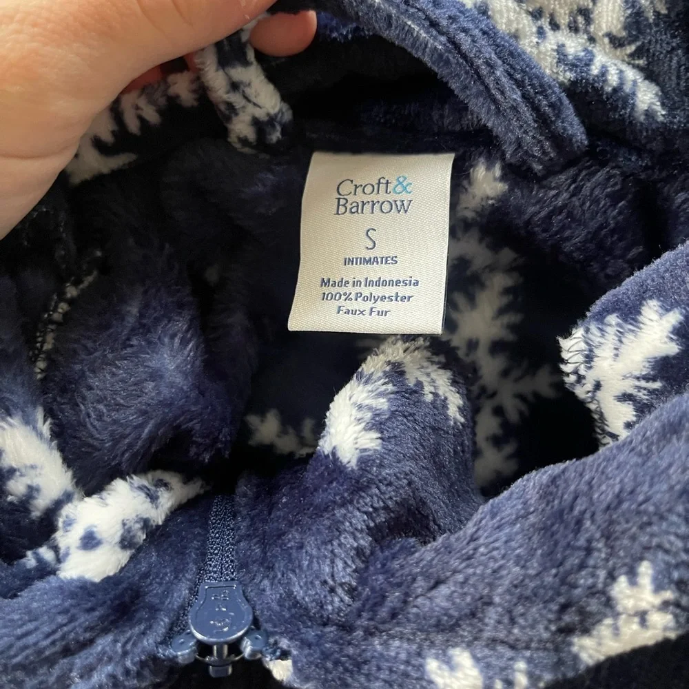 Snowflake Bath Robe NWT - Picture 3 of 3